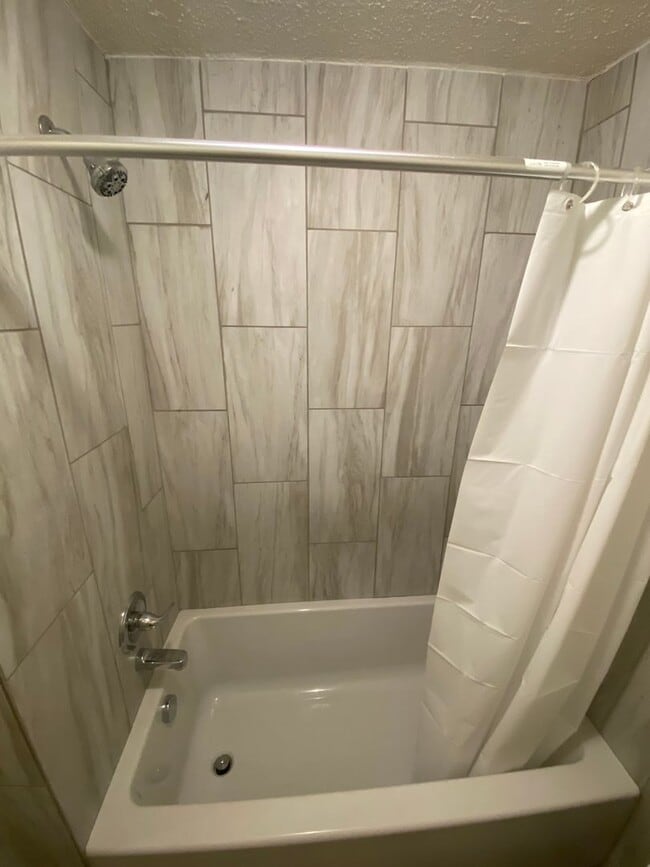 Building Photo - Remodeled 1/1 located in Shelby, NC