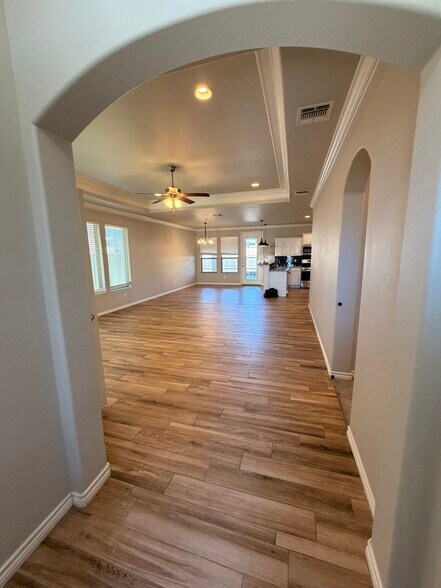 Building Photo - 2017 Boise Dr