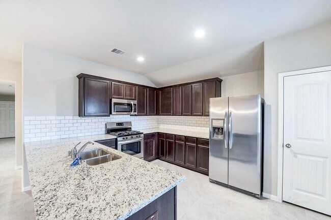 Building Photo - 29514 Patricias Wy