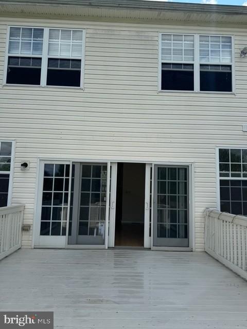 Building Photo - 5269 Dartmouth Dr