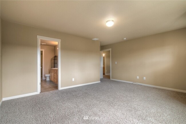 Building Photo - 3606 Bacall St NE