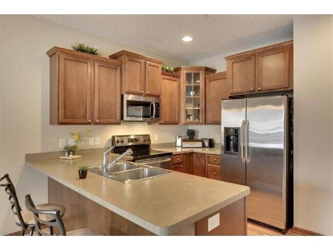 Building Photo - 16709 50th Ct N