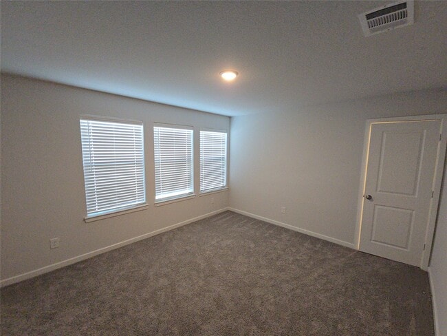 Building Photo - 9227 Dearborn Knoll Dr