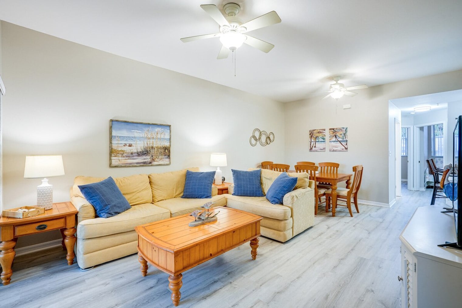 Building Photo - 15430 Bellamar Cir
