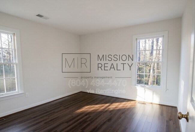 Building Photo - 12421 Perrywinkle Rd
