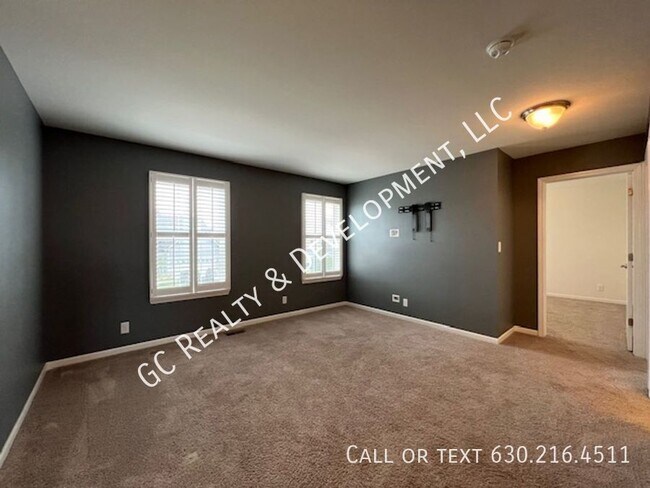 Building Photo - 846 Harwood Ave