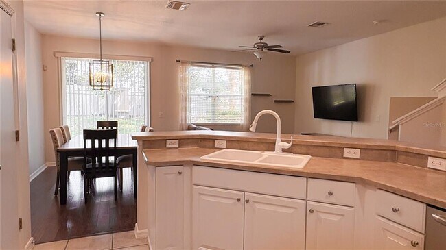 Building Photo - 2009 Beachberry Ln