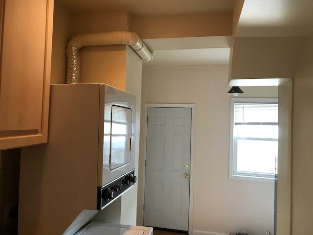 Kitchen to back porch view - 2821 7th St NE