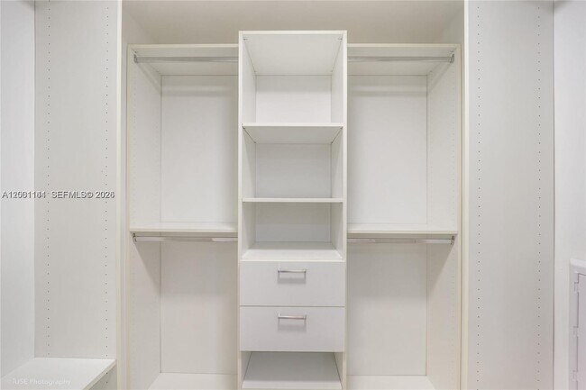 Building Photo - 488 NE 18th St