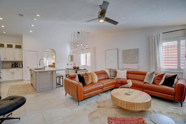 Building Photo - 11118 Jewel Cave Rd SE