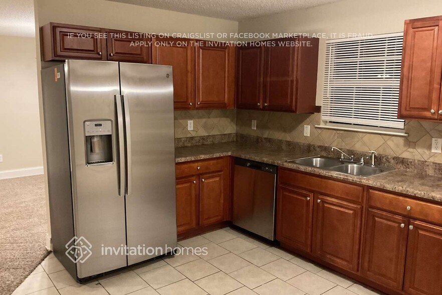 Building Photo - 312 Falls Ct