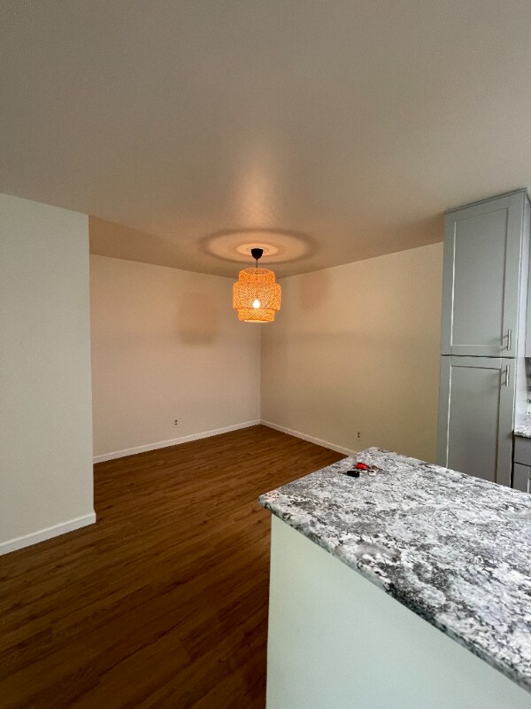 Building Photo - 5525 E Thomas Rd