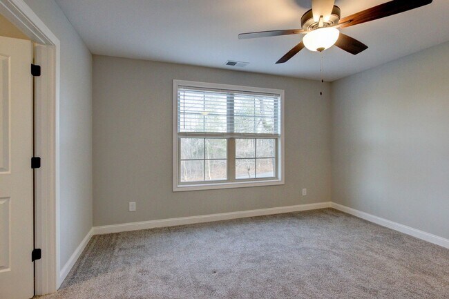 Building Photo - 2086 Ussery Rd S
