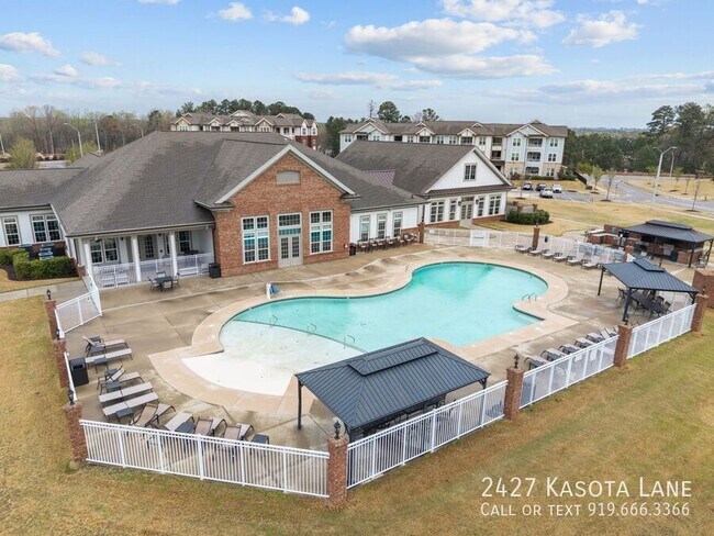 Building Photo - 2427 Kasota Ln