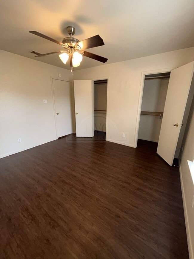 Building Photo - 2005 Windward Dr