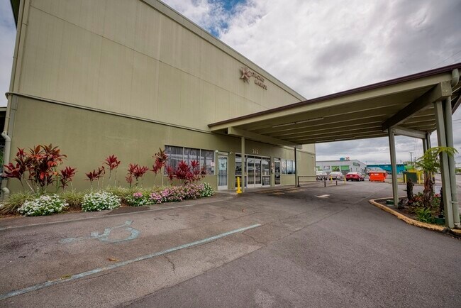Building Photo - 355 Kalanianaole St