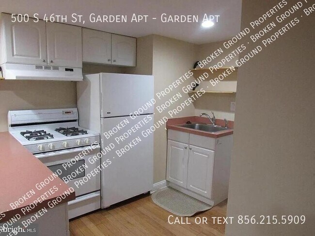 Building Photo - 500 S 46th St