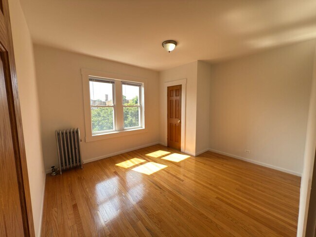 Building Photo - Saint Louis