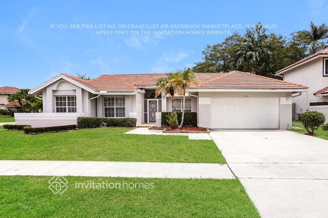 Building Photo - 9568 E Lake Dr