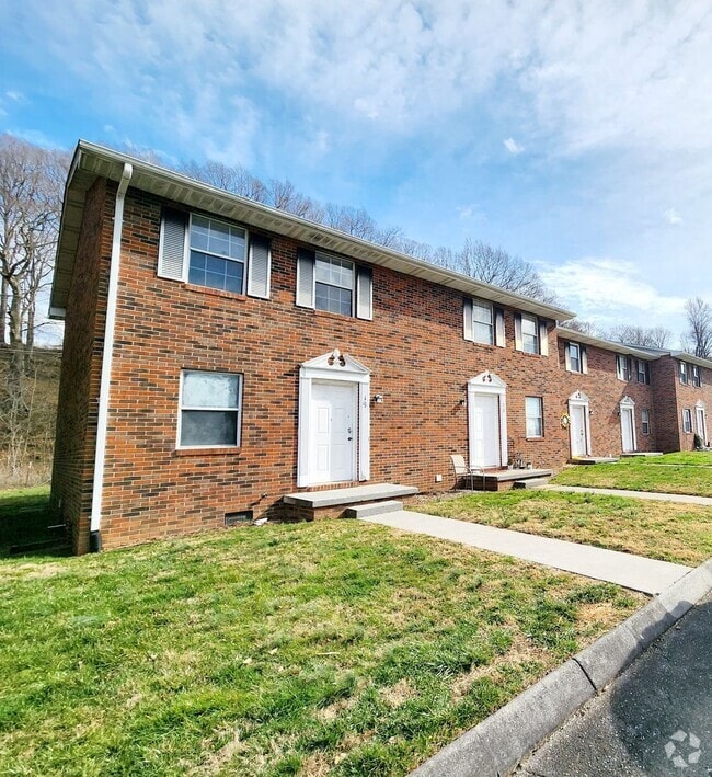 Building Photo - Marbleton Townhomes