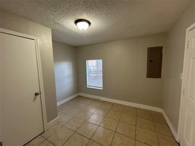 Building Photo - 5409 Vesta Farley Rd