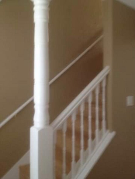 Primary Photo - 1414 Highland Ave