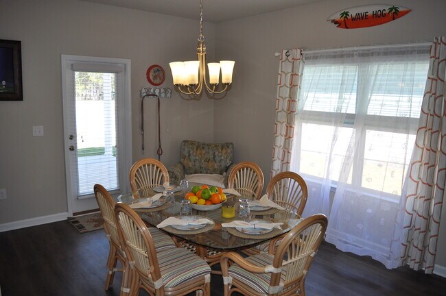 Building Photo - 3 Bedroom 2 Bath in Schooner Landing