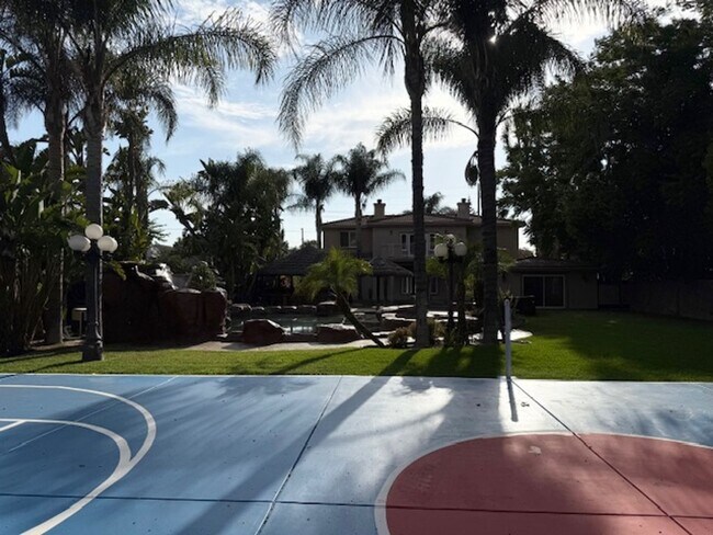 Building Photo - Gated estate with a backyard oasis