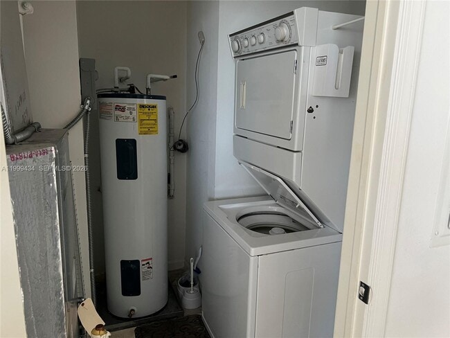 Building Photo - 10 Aragon Ave