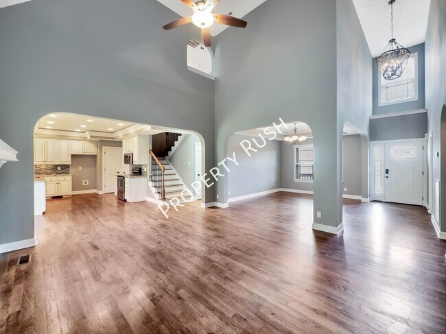 Building Photo - 7962 Burgundy Cir