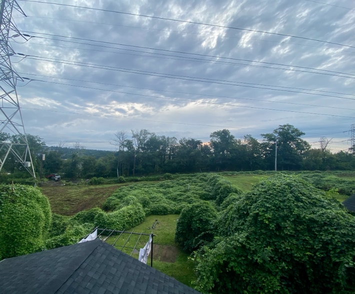 Building Photo - 28 Kenilworth Rd