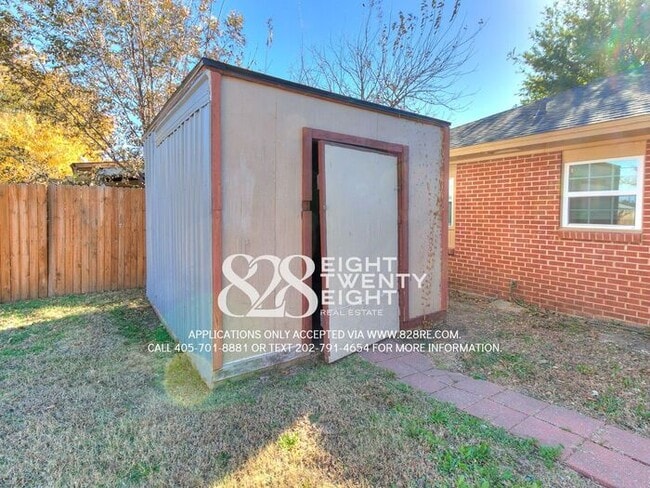 Building Photo - What a Deal! Spacious 4 Bed/2 Bath Brick Single Family Home Available NOW in SW OKC! Now Touring!