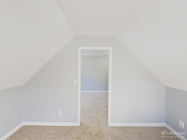Building Photo - 2611 Peregrine Ct