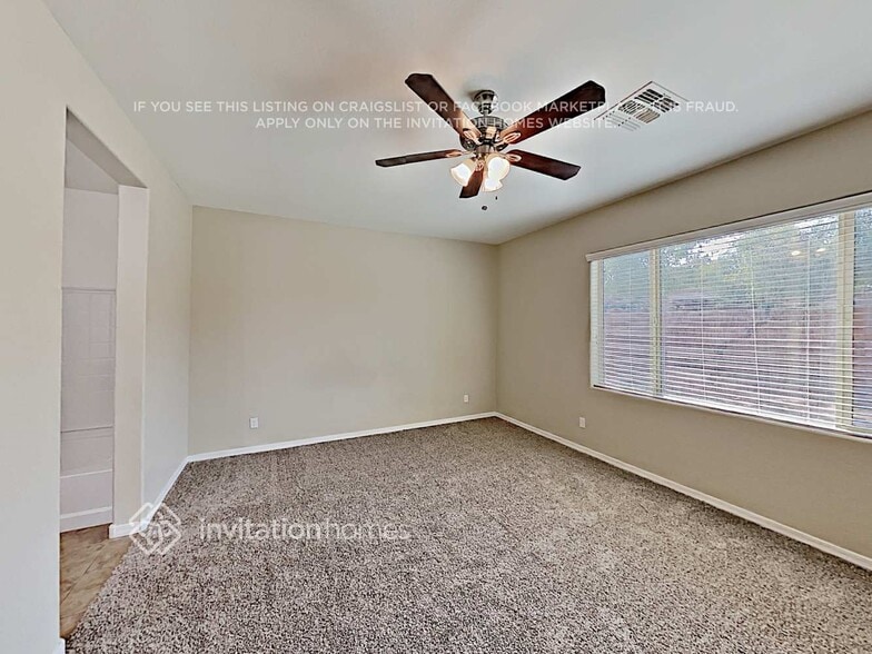 Building Photo - 1029 W Deoni Trail