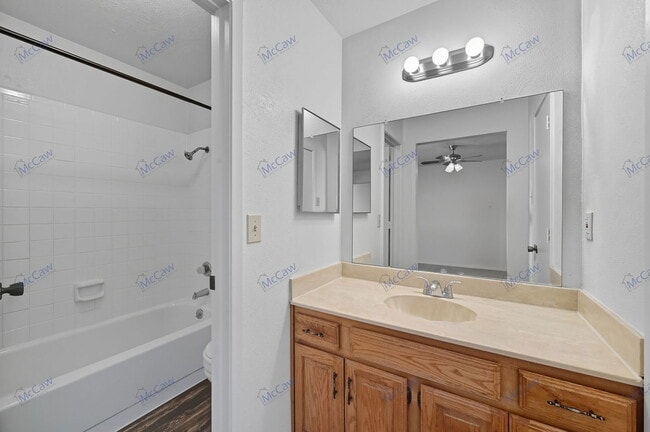 Building Photo - 1429 Brook Meadow Cir