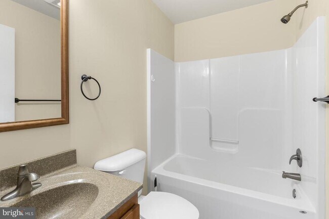 Building Photo - 134 S 46th St