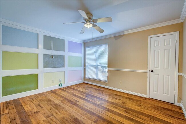 Building Photo - 3121 Park Ln