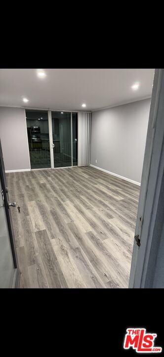 Building Photo - 1510 W Balboa Blvd