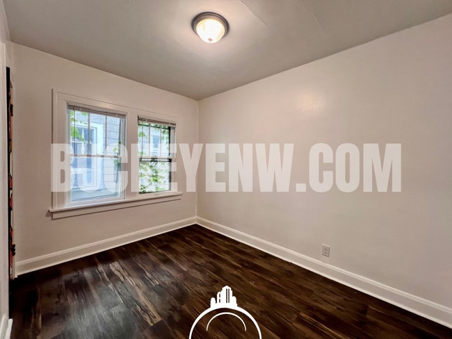 Building Photo - 4158 Mayfield Dr