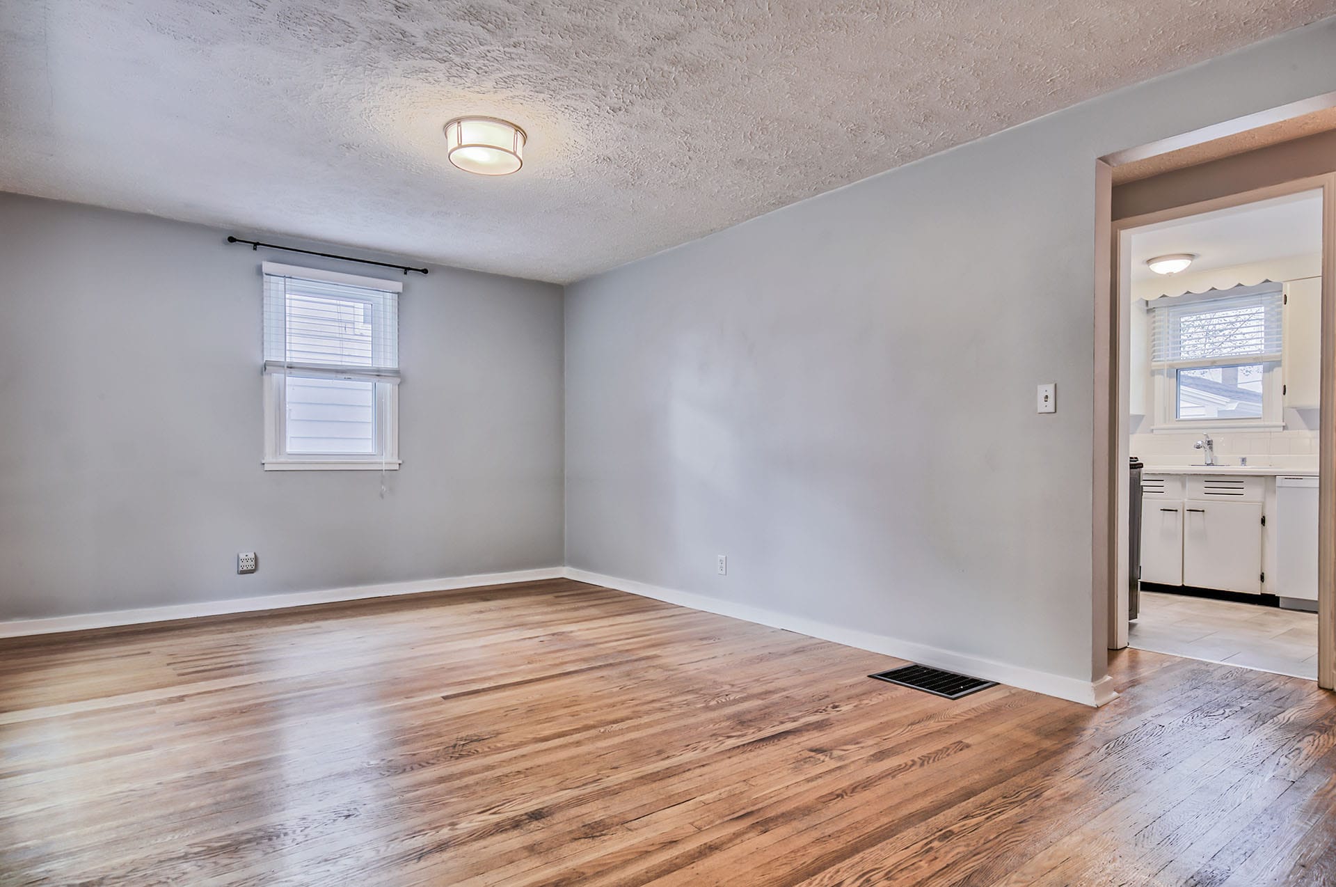 Building Photo - 470 Falstaff Rd