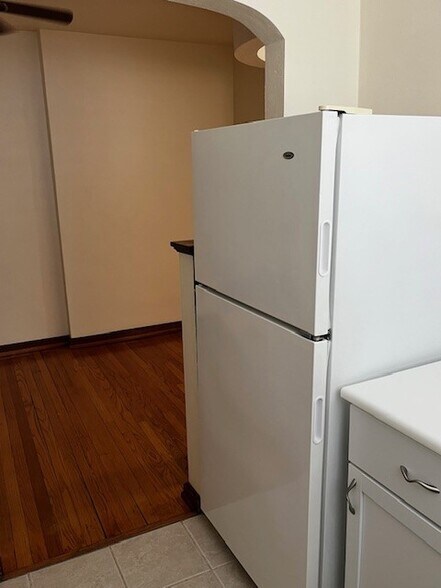 Building Photo - 6211 Eichelberger St