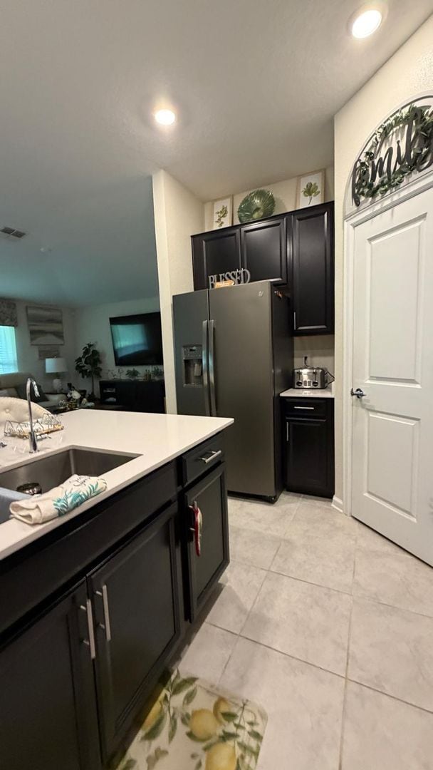 Building Photo - Beautiful 3 bed 2 bath Home - Unfurnished