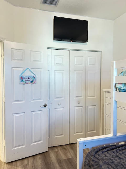 Building Photo - 2703 NW 55th Ave