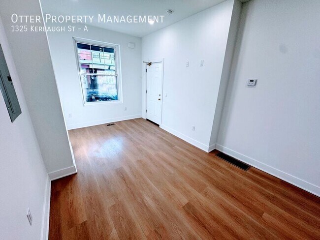 Building Photo - 1325 Kerbaugh St