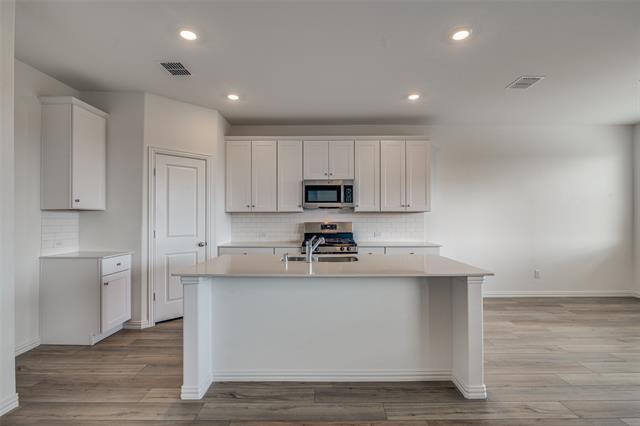 Building Photo - 4001 Kaufman Ct