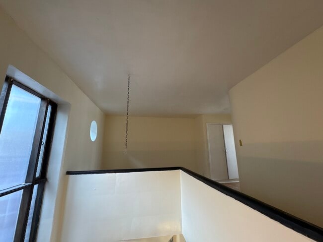 Building Photo - 5132 S Blackstone Ave