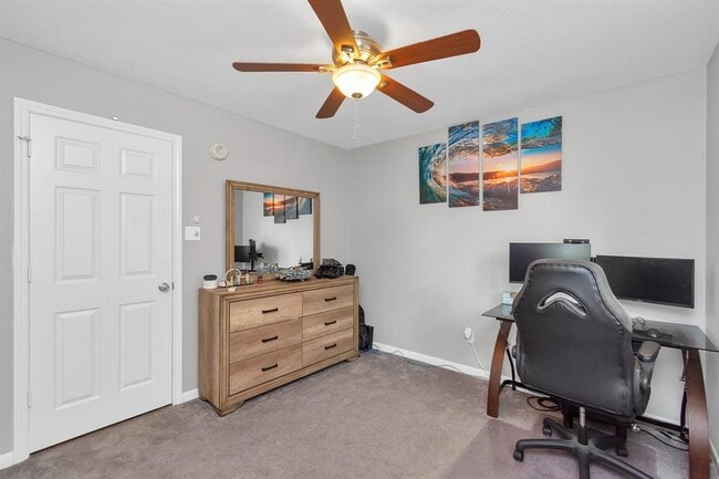 Building Photo - 1303 Raintree Cir