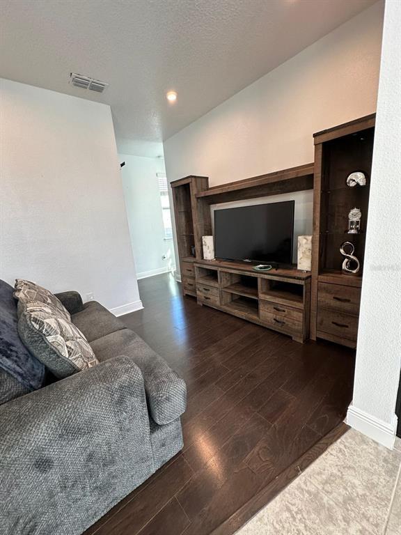 Building Photo - 8941 Sperry St