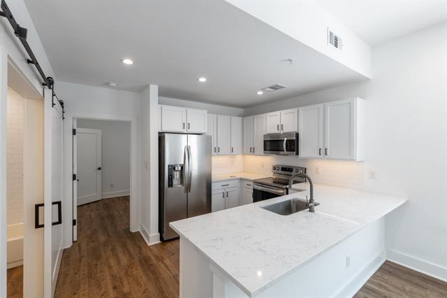 Building Photo - 617 N Tyler St