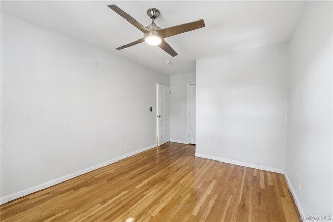 Building Photo - 59-17 Kissena Blvd